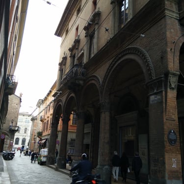 A Bolognese portico