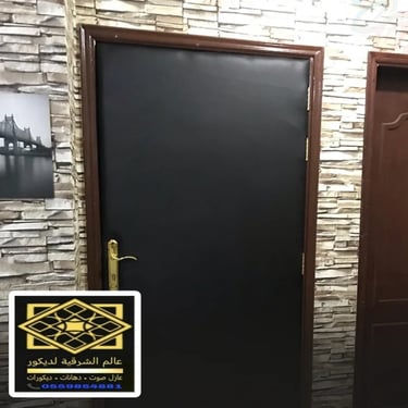 باب غرفة عازل للصوت