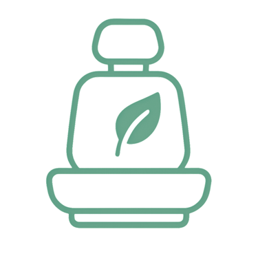 Voiture propre après prestation Basic Care : aspiration complète, dépoussiérage des plastiques et lavage intérieur des vitres