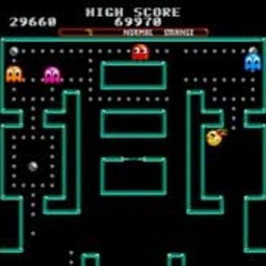 PacMan žaidimas iš geltonų diskėčių