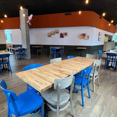 Salle du restaurant Histoire Sans Faim à Lausanne après les travaux