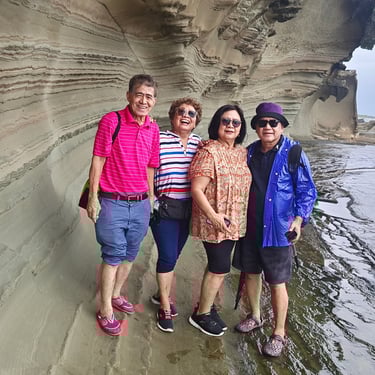 Rock Formation 4 people
