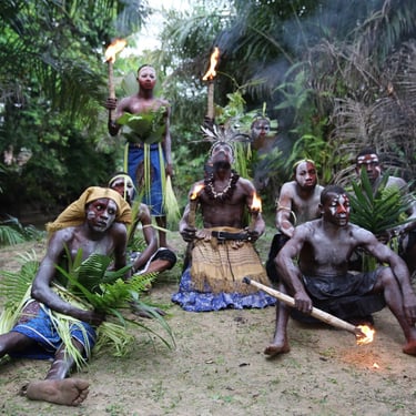 Scène Bwiti_MIKOUMOU VILLAGE