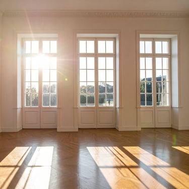 Sessions on the Green album cover artwork — empty room