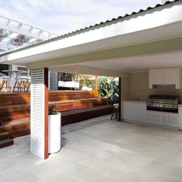 BBQ area Patonga Boat House