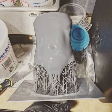 Raw resin BJD parts on supports, demonstrating professional-grade fabrication standards.