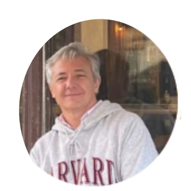 Rafael Fernánzez recomienda a Myrian como profesional estratégica, comunicación y trabajo en equipo