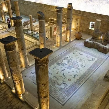 Tarihi ve turistik noktaları rahatça gezmek için günlük araç kiralama hizmeti