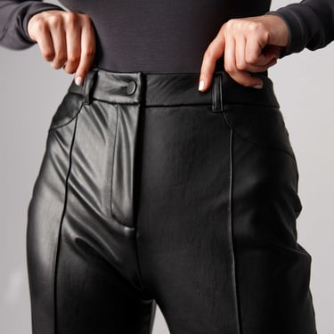 Produktų fotografavimas reklamai komercinė. Profesionalus daiktų, drabužių fotografavimas Vilniuje e. parduotuvė baltame fone