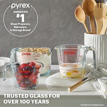 Pyrex Essentials (3-Pack) Glass Measuring Cups Set, (1, 2 & 4 Cup) Measuring Cups For Prepping, Baking and Cooking, Preheated