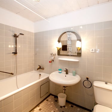 Zentrales Ein-Zimmer-Apartment: Modernes Wohnen inklusive Küche und Bad in Bayreuth.