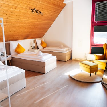 Übernachten in Filderstadt: KRH Apartments nahe Fildorado, Outlet City Metzingen und Flughafen (STR).