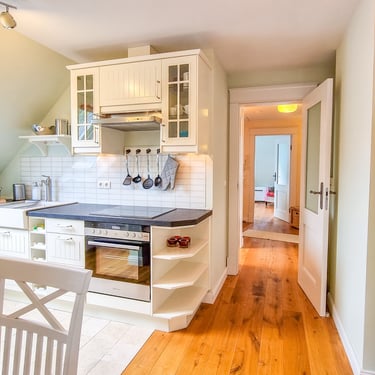 Voll ausgestattete Küche in der Ferienwohnung Coburg