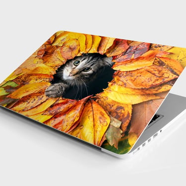 Laptop Skin Cat in Center of Leaves