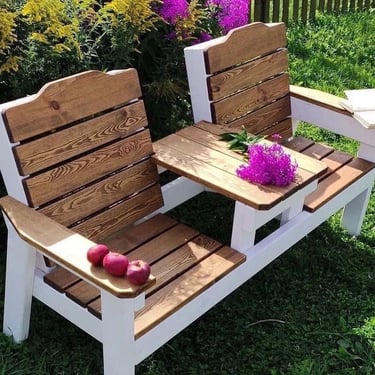 Wooden garden bench with simple outdoor seating design, natural wood texture and comfortable layout