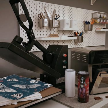 Kooksey Heat Press & Mini Oven sublimating fabric and skinny tumblers