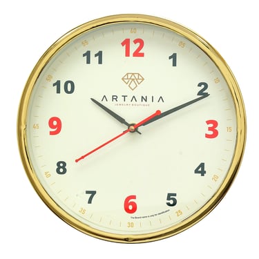 Golden finish wall clock manufacturer