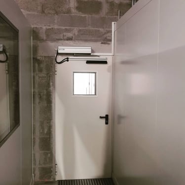 Porte piétonne en Indre-et-Loire à Tours