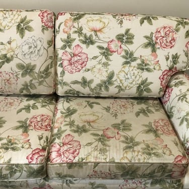dirty 2-seater floral sofa