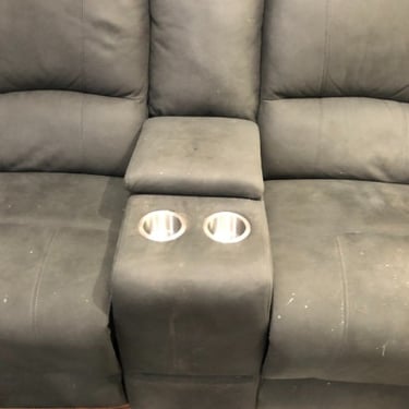 dirty 2-seater recliner