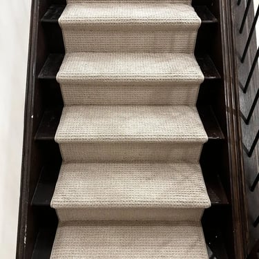 Berber stair runner carpet installed – durable and stylish choice for staircases in London homes.