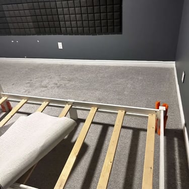 Low-pile Melford carpet installed in basement living room in London – comfortable and durable carpet for relaxed spaces.