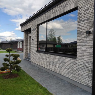 Veidrodinės ir matines pleveles klijavimas