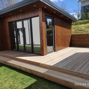 Veidrodinės ir matines pleveles klijavimas