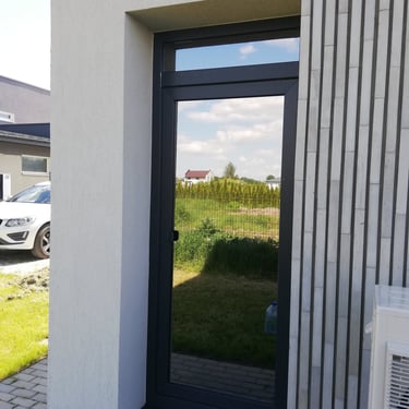 Veidrodine plevele mamams ir biurams. Tonuota plevele langams