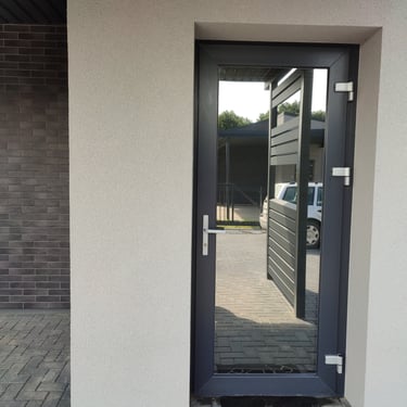 Veidrodine plevele mamams ir biurams. Tonuota plevele langams