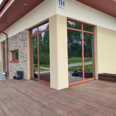 Veidrodinė ir matine plevele, apsaugine plevele