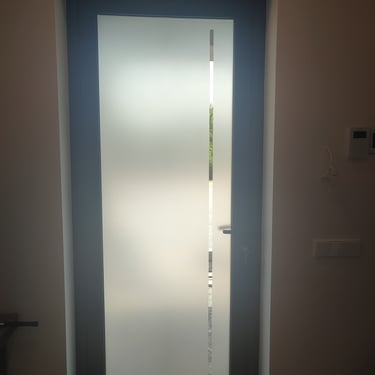 Veidrodinė ir matine plevele, apsaugine plevele