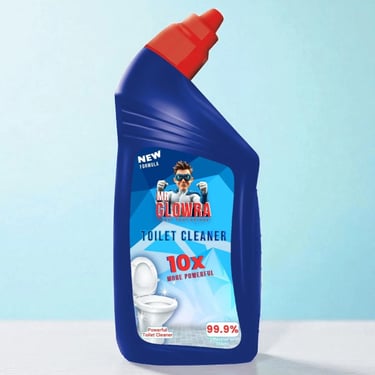 Powerful toilet cleaning liquid for hygienic bathrooms