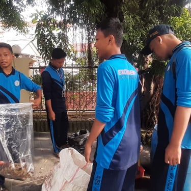 kerja bakti smp excellent 1