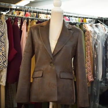 maniquí chaqueta corta de polipiel