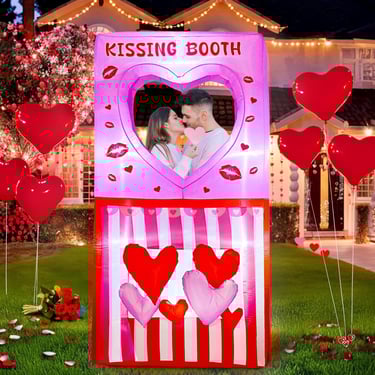 inflatable kissing booth