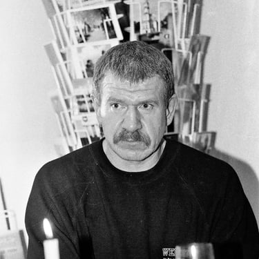 Poetas Juozas Erlickas. Knygynas Septynios vienatvės