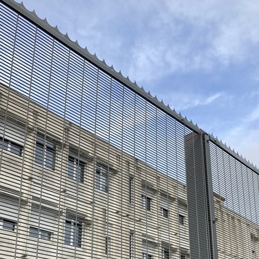 Treillis haute sécurité et herse défensive