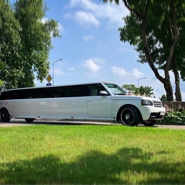 Range Rover limuzinas