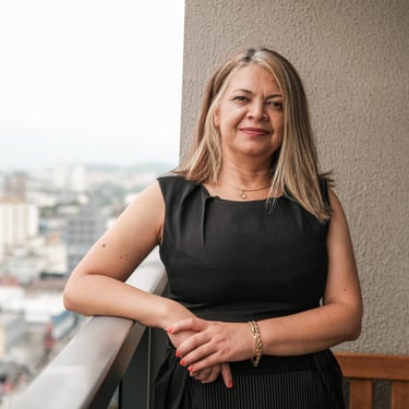 Adriana L Nogueira On