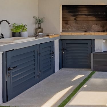 aluminijska vrata koja su idealna za vanjske kuhinje