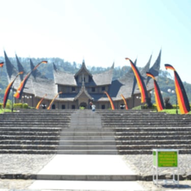 Istano Basa Pagaruyung Sumatera Barat