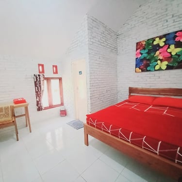 double bed villa merah
