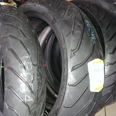 Naujos padangos motociklams