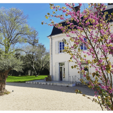chateau retraite yoga _ tendance yoga arcachon