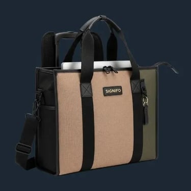 Ide mix & match tas laptop dari kanvas SIGNIFO dengan warna hitam, cream, dan hijau TNI.