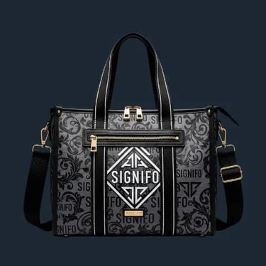 Ide mix & match motif print monokrom di atas kanvas SIGNIFO untuk desain tas yang unik.