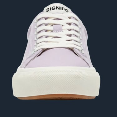 Detail The Dreamscape Sneaker dari kanvas SIGNIFO berwarna Kacang Tanah