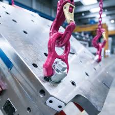 lifting lug under load