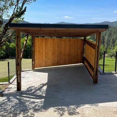 Carport en bois en pin classe 4 et douglas. 1 place, monopente. bon rapport qualité prix. Qualitatif, GARD / ARDECHE / LOZERE